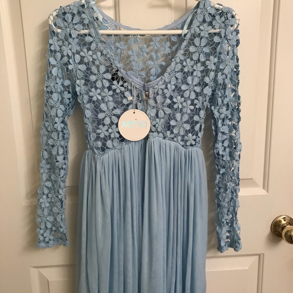 Light blue floral/ lace dress - Picture 2 of 4